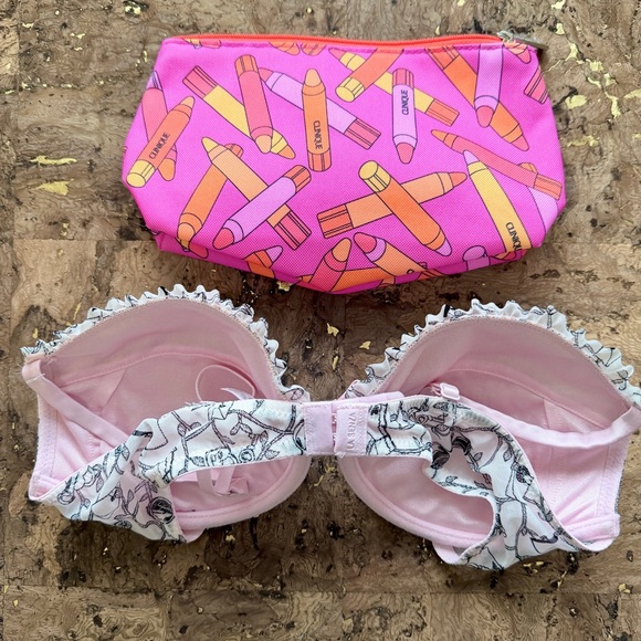 Super Cute Printed Bra/New Clinique Make Up Bag - Picture 4 of 4